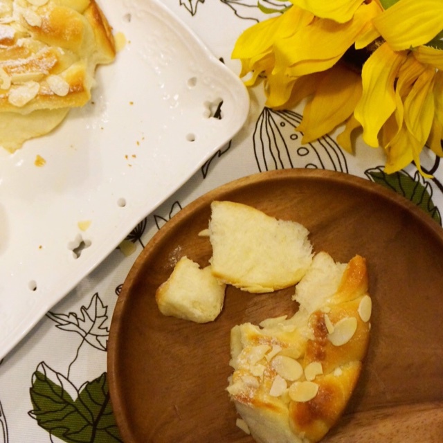 日式香浓炼乳面包