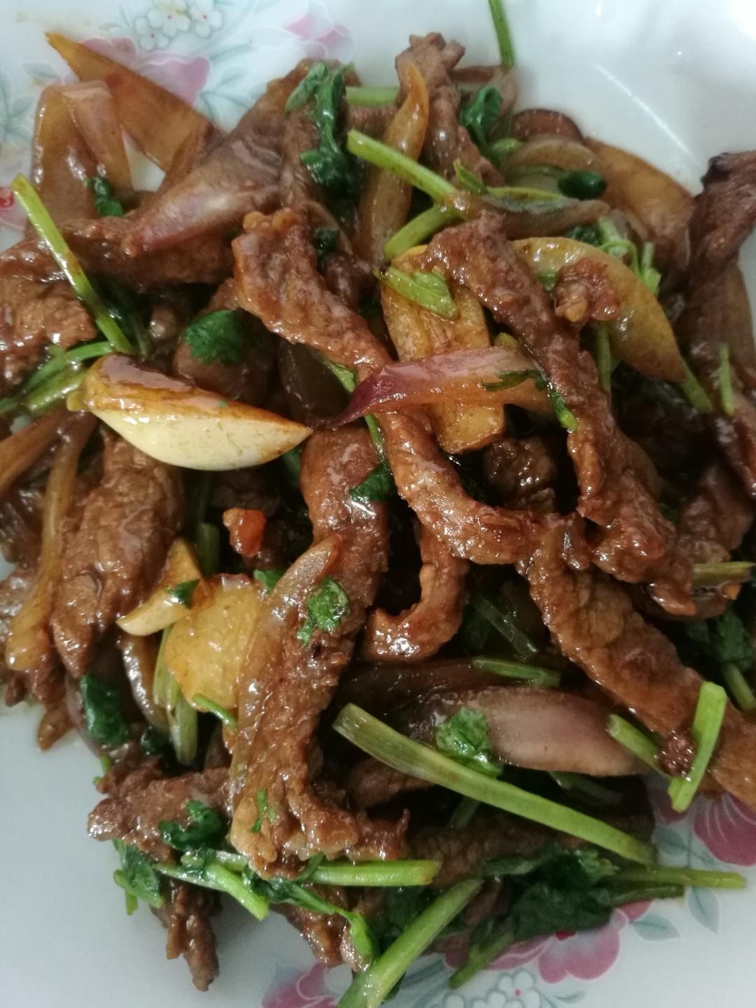韩式干辣椒炒牛肉