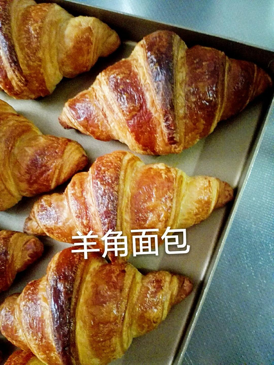 酥皮牛角可颂