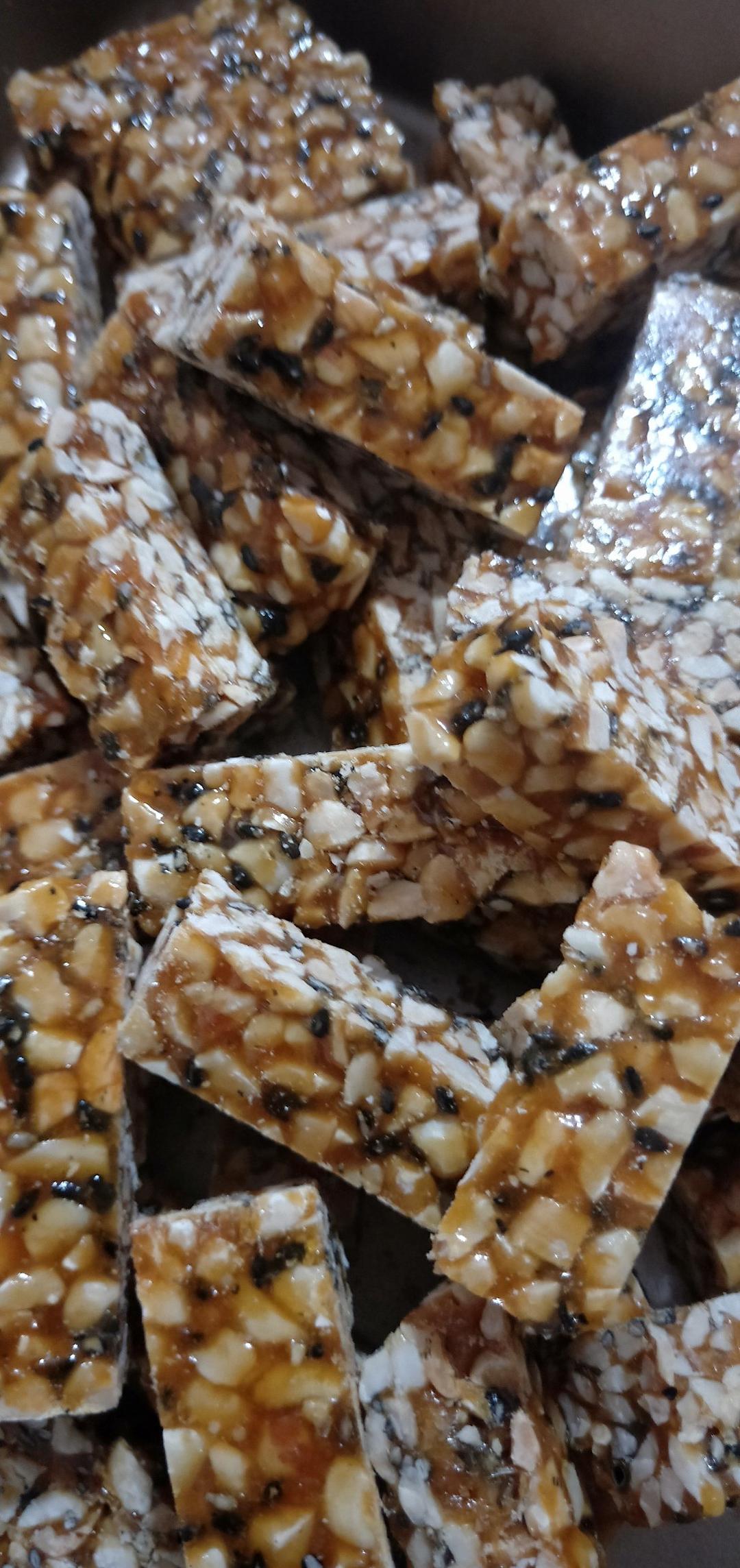 红心又又做的花生糖