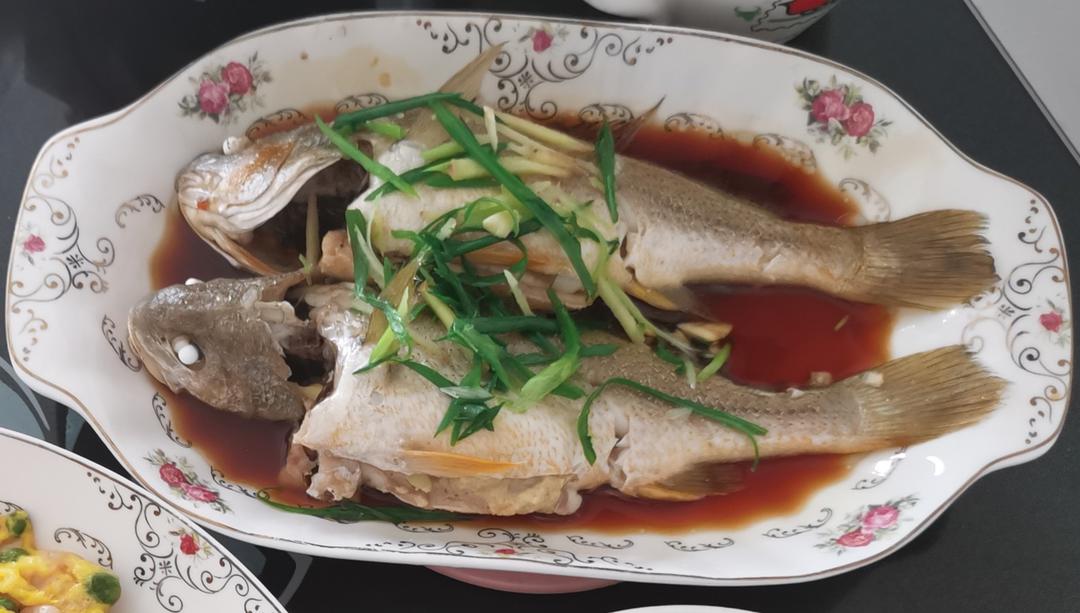清蒸鲈鱼