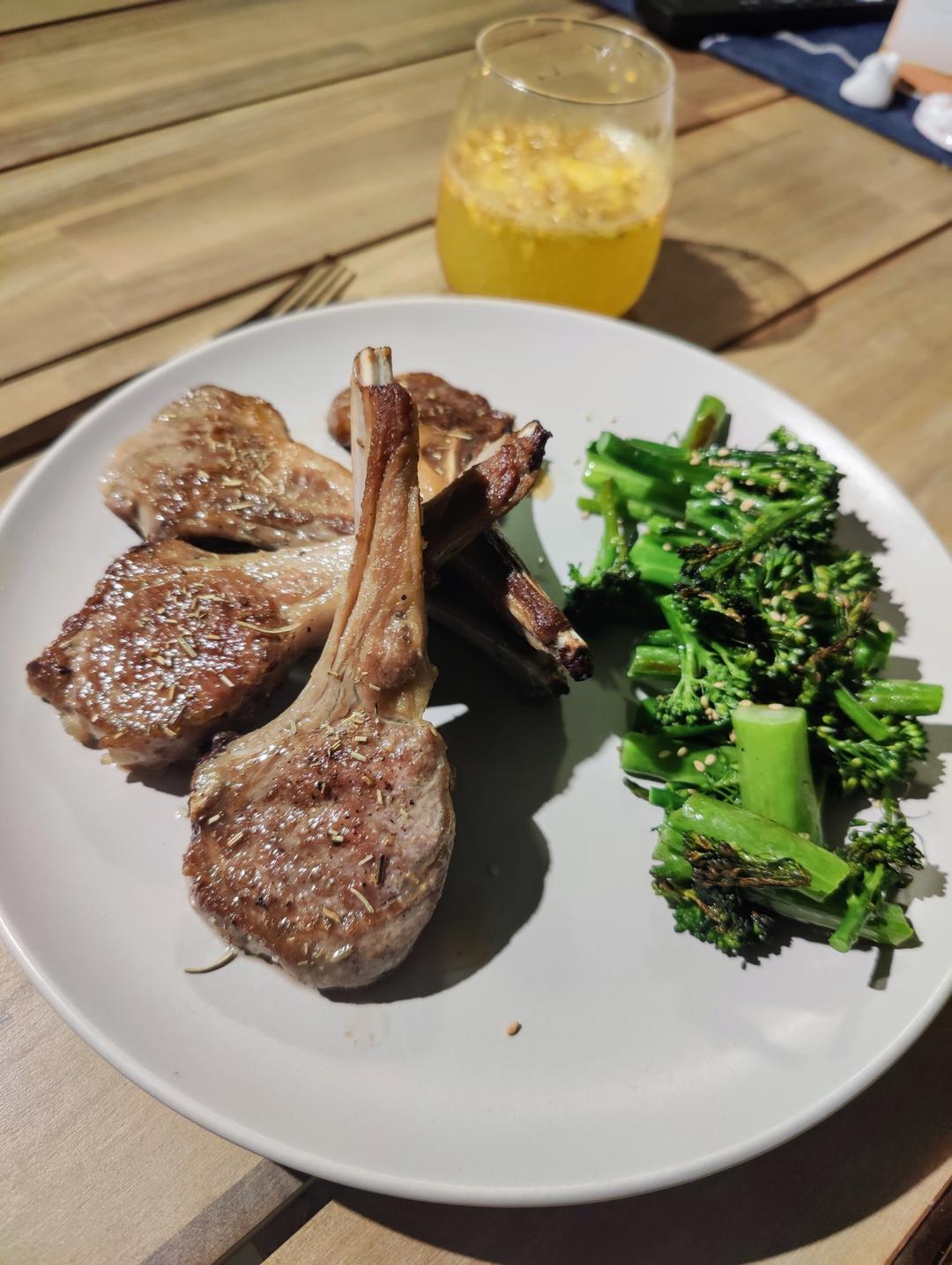 五分钟快手孜然香煎羊排