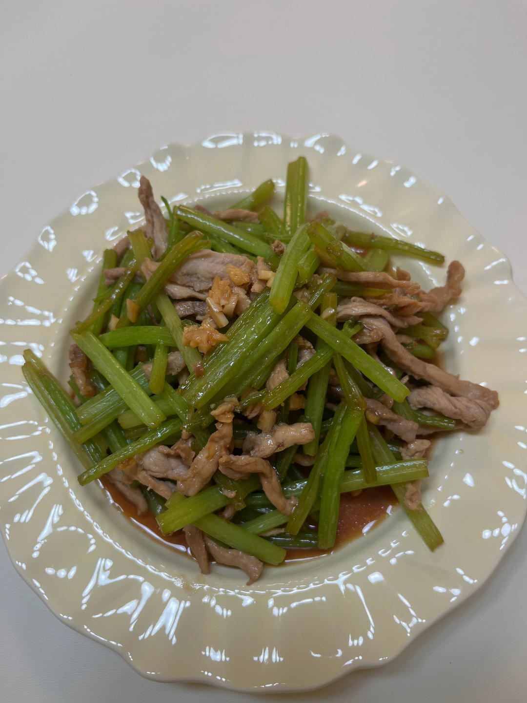 芹菜炒肉丝