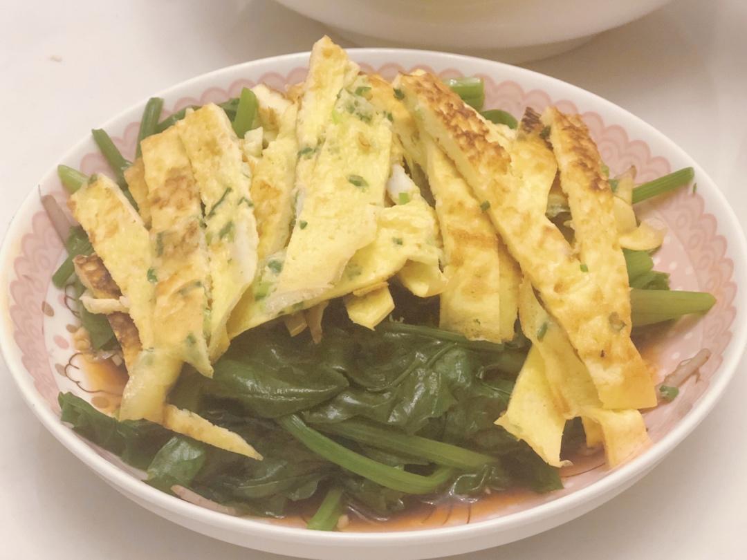 堂妈小厨——鸡蛋皮拌菠菜