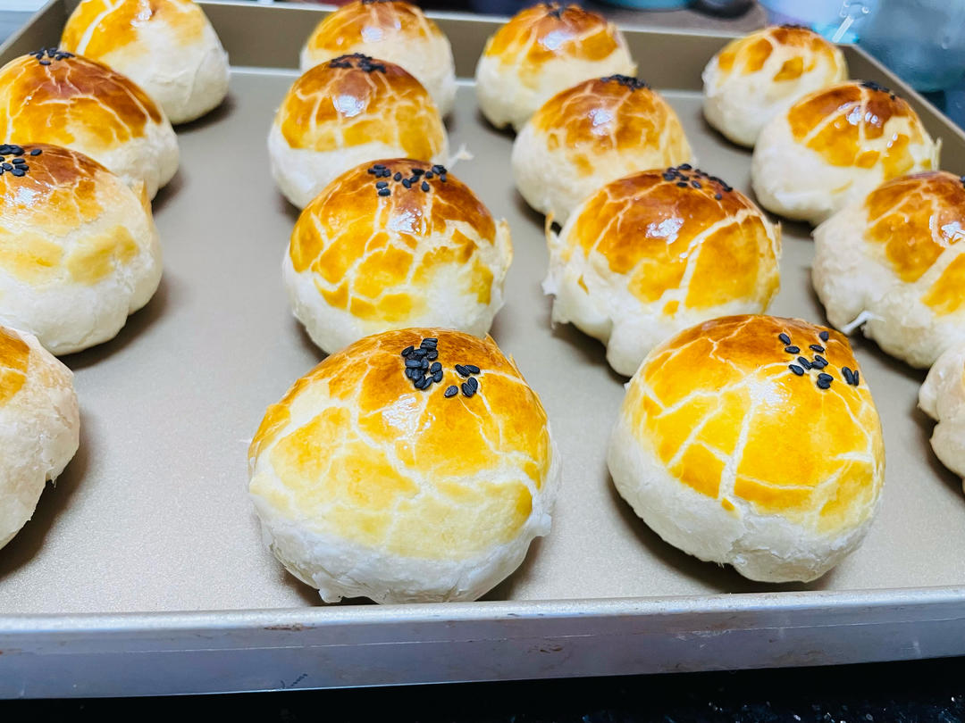 超简单 免揉 酥掉渣的蛋黄酥(超详细附全程视频)不破酥『万能酥皮』