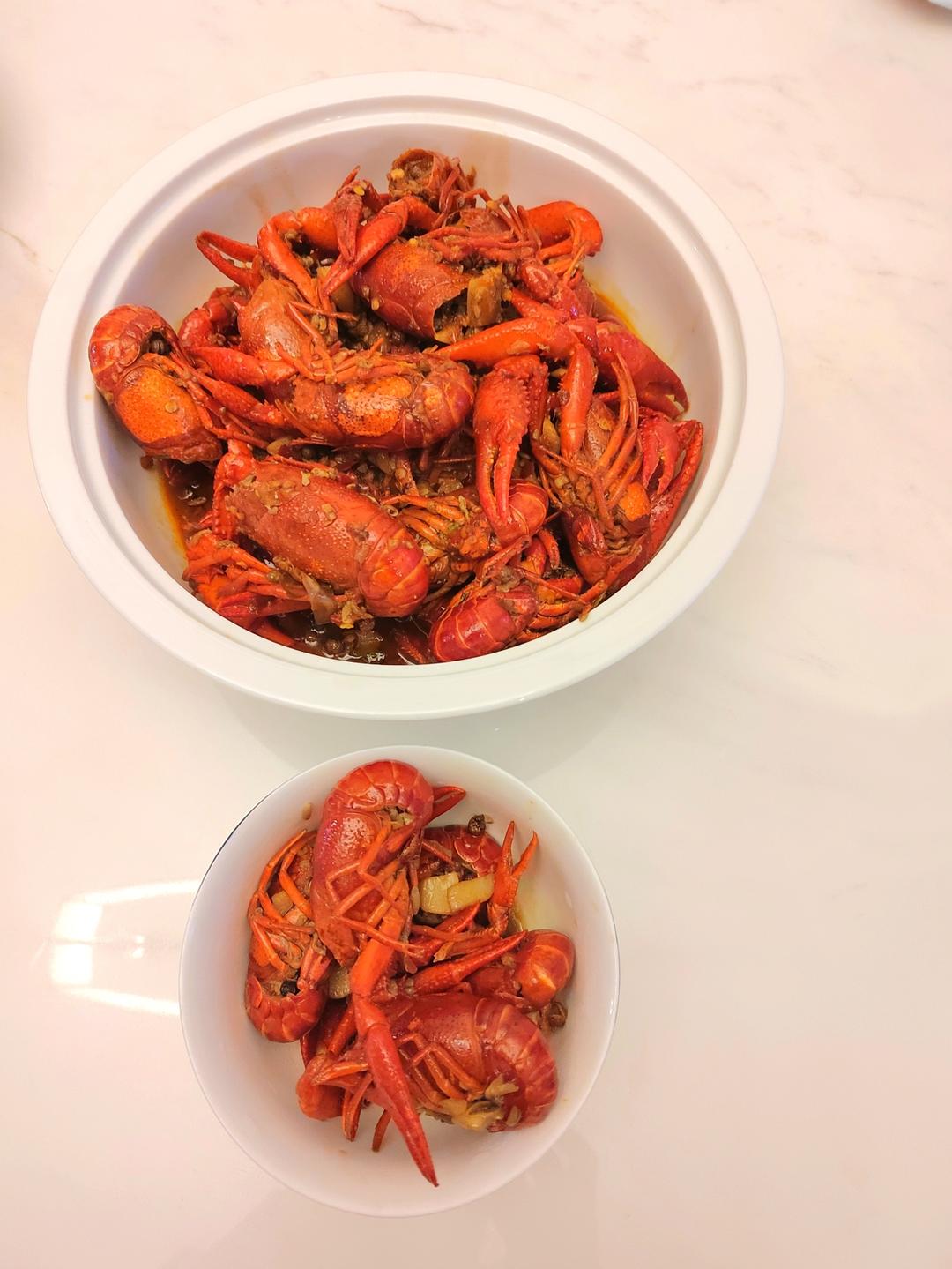 家庭版蒜蓉小龙虾美味不油腻，超好吃的教程来了