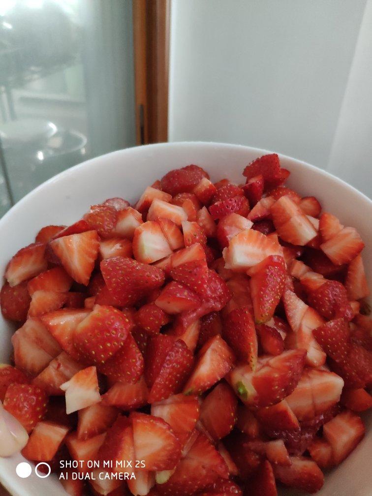 自制无添加草莓酱