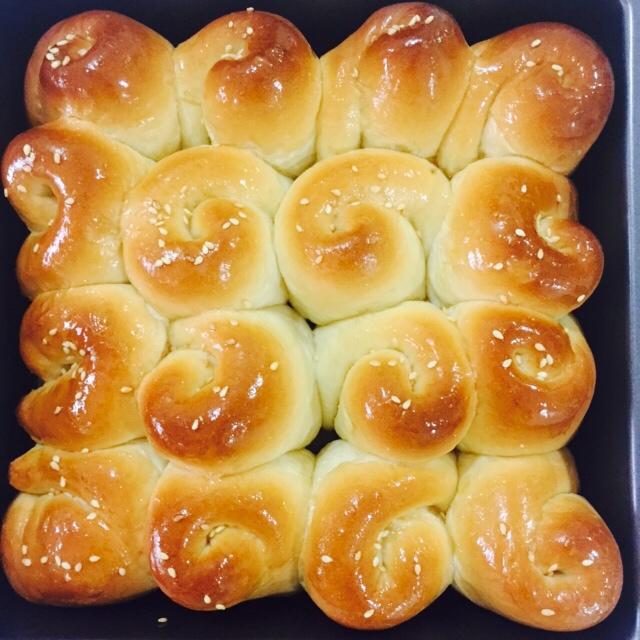 脆底蜂蜜小面包