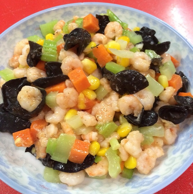 琬静做的彩色虾仁