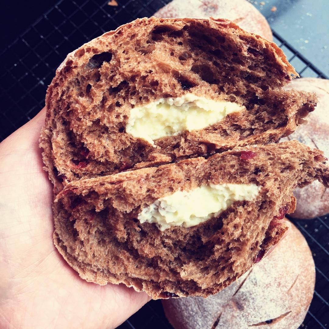 巧克力蔓越莓软欧 Rano Bread