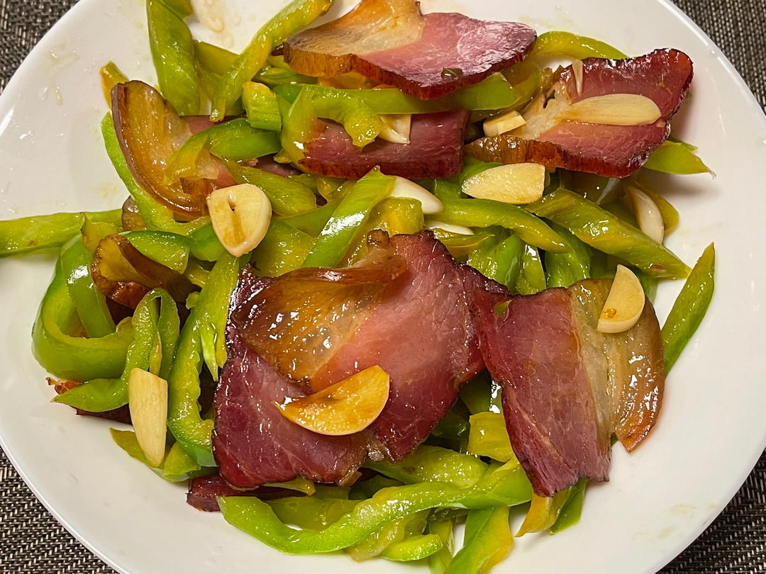 尖椒炒腊肉