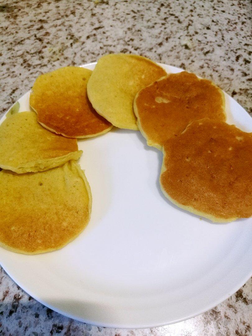 苹果松饼（一岁以上宝宝食用）