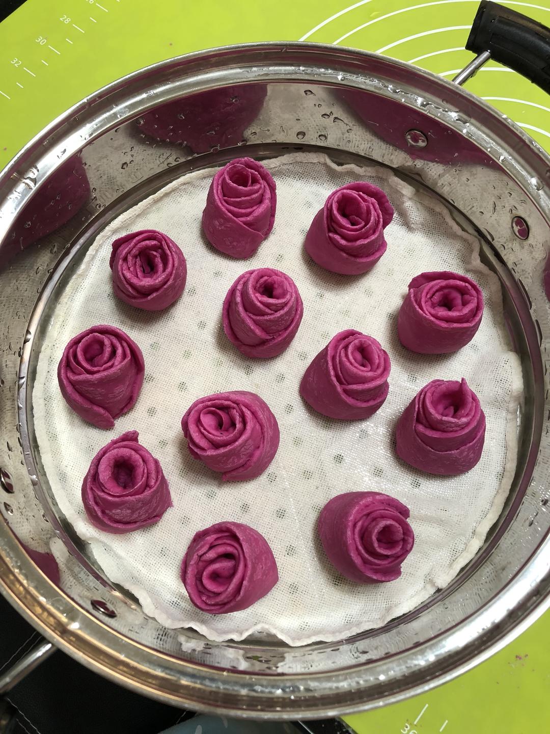 #宝宝辅食#火龙果玫瑰馒头