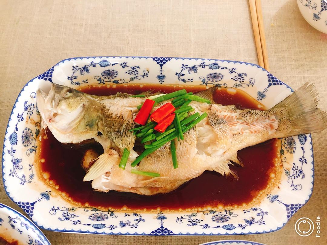 清蒸鲈鱼