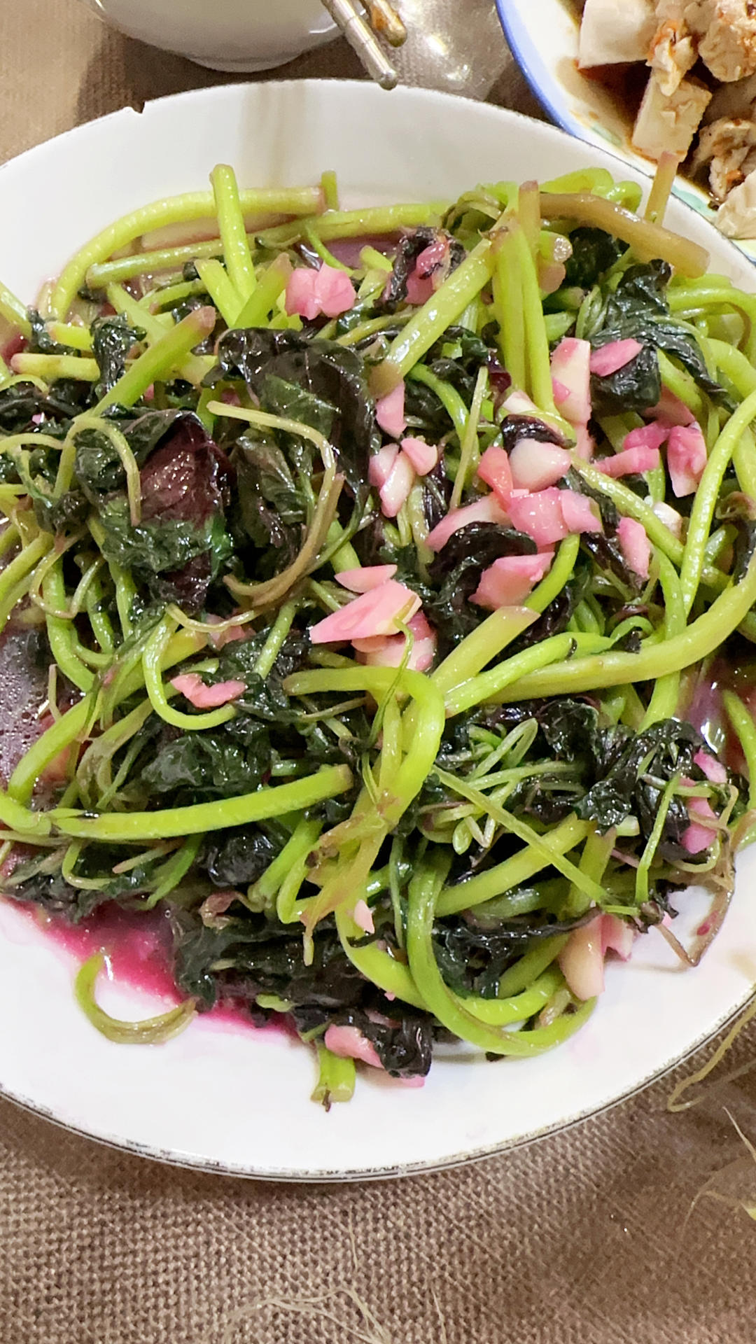 蒜茸炒红苋菜