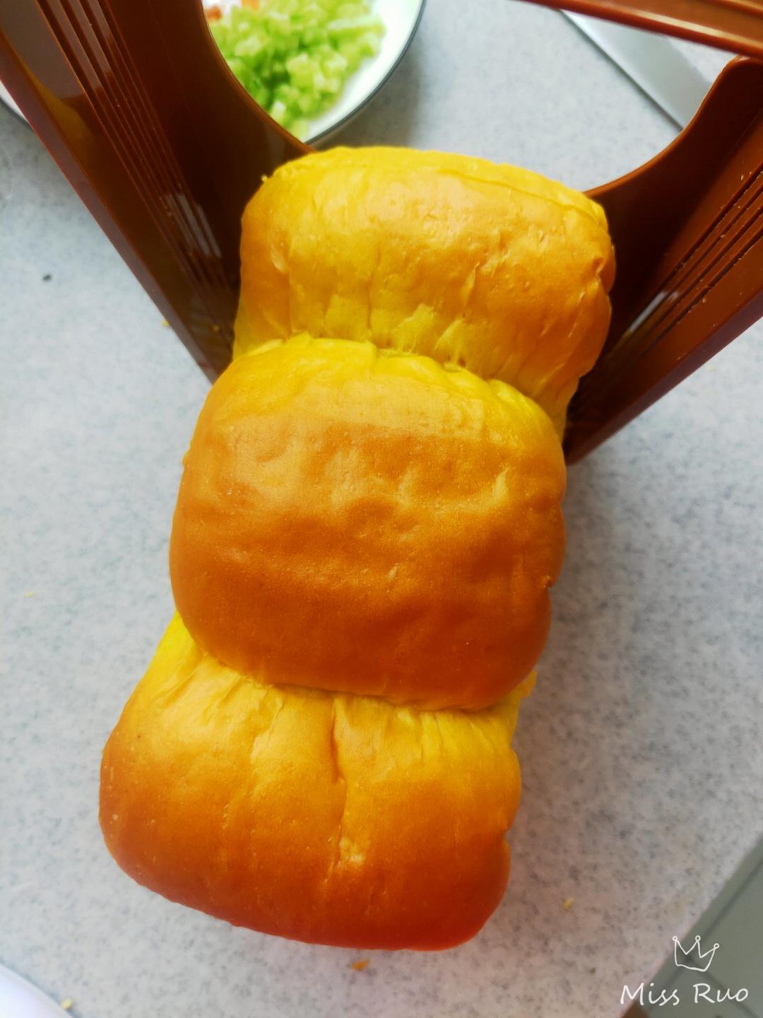 软绵香醇的南瓜吐司
