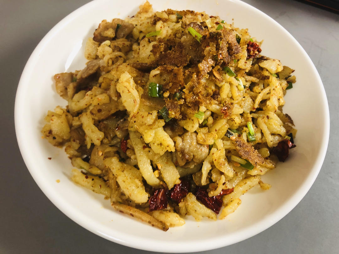 我不可能是桔子做的麻麻的无敌好吃洋芋擦擦