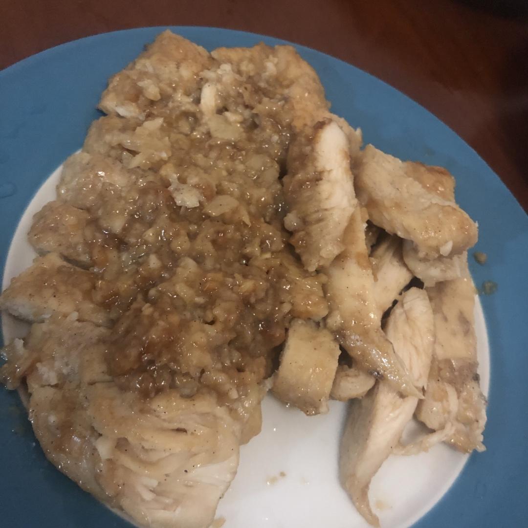 酷炫屌炸天好吃的煎鸡胸肉（香蒜蜂蜜煎鸡胸肉）