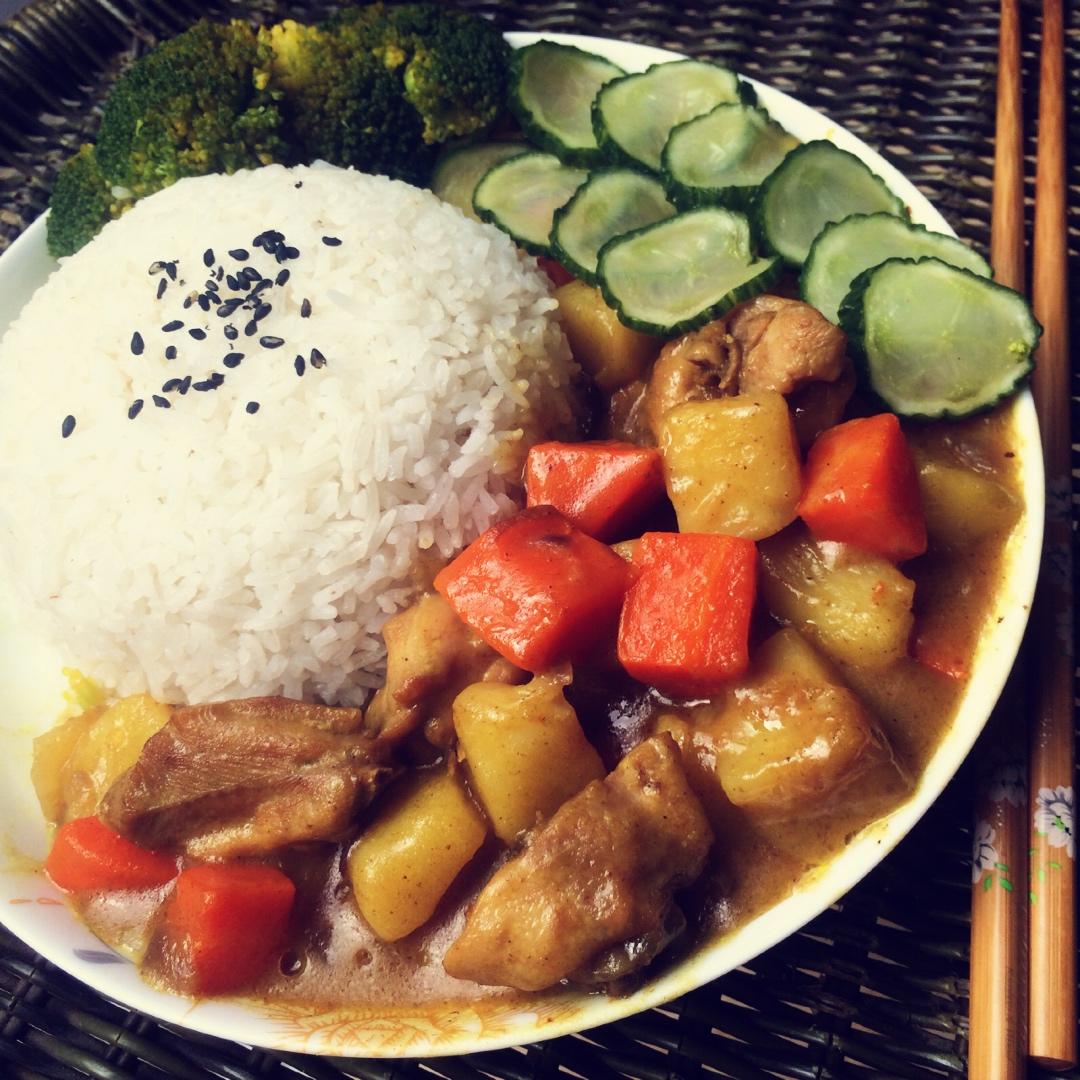 零失败日式咖喱鸡肉饭！！最正宗日本家庭做法！简单又好吃！