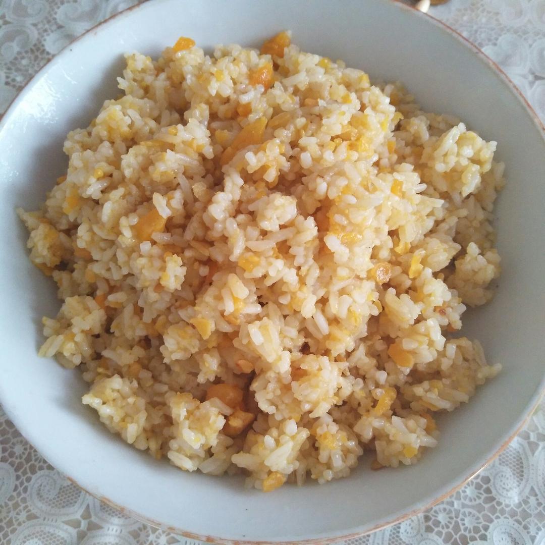 咸蛋黄炒饭