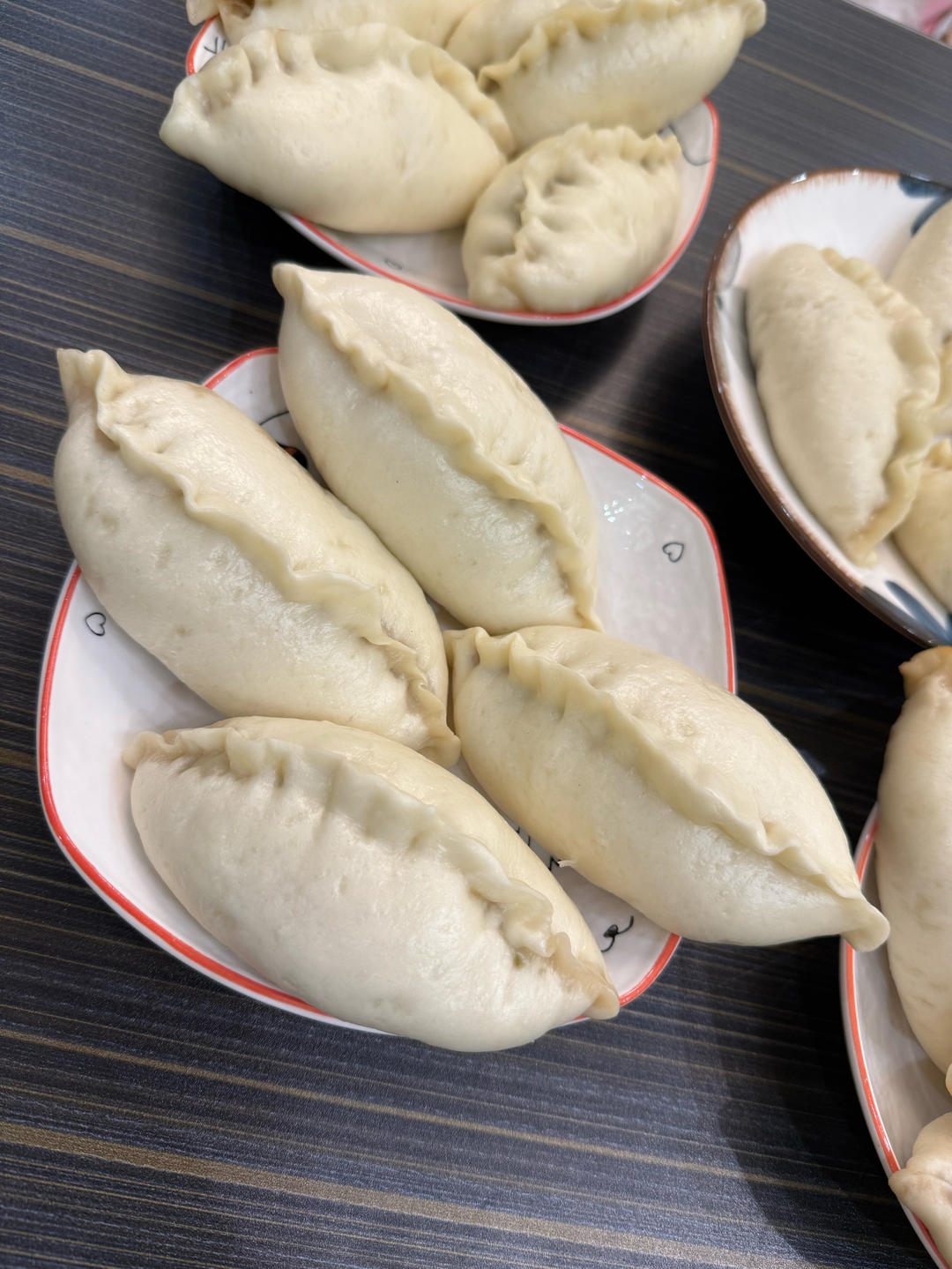 猪肉芹菜饺子馅，饺子馅怎么调才好吃