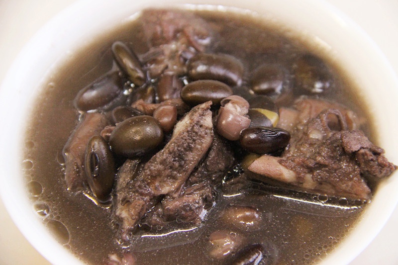 排骨黑豆汤