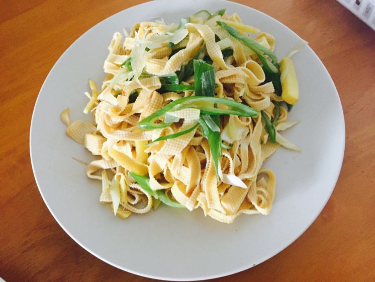 向小喵子欣做的素炒千张