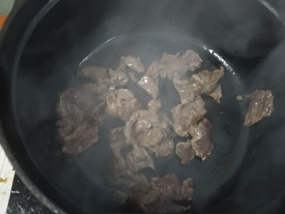 牛肉海带汤的做法 步骤4