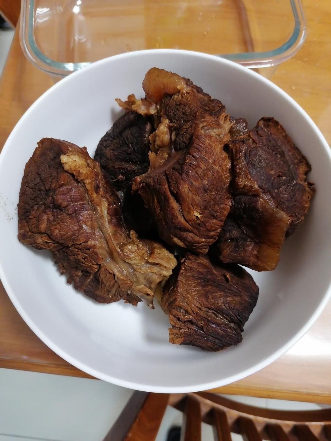 卤牛肉