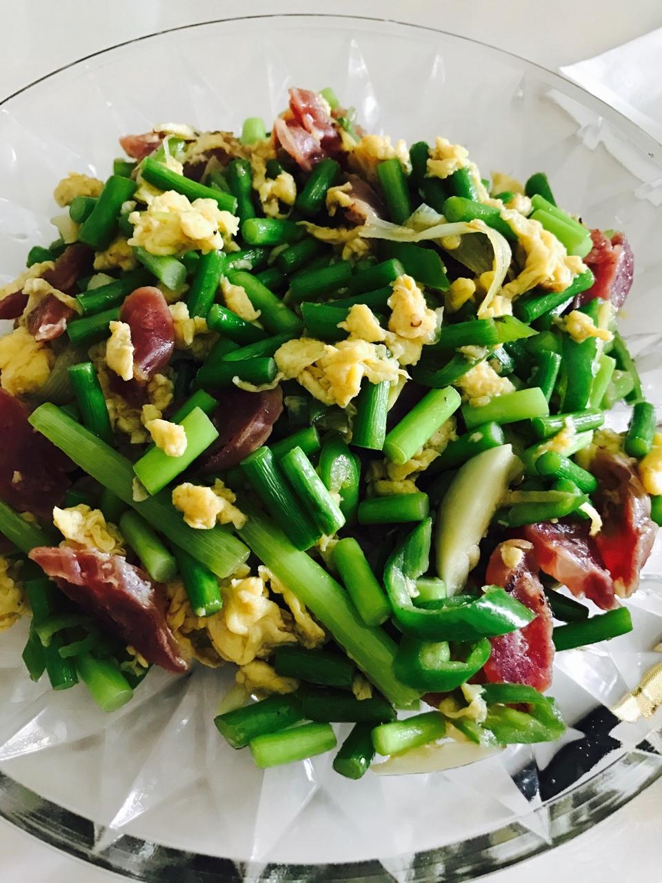 蒜薹炒鸡蛋