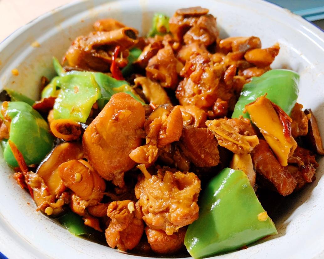 比饭店好吃很多倍的黄焖鸡