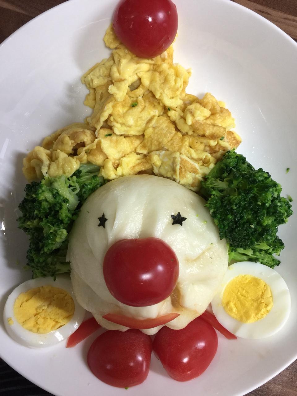 小丑趣味早餐