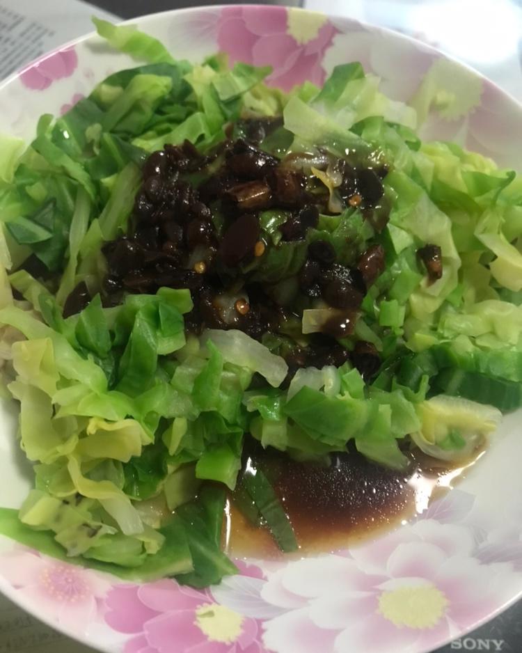 凉拌圆白菜
