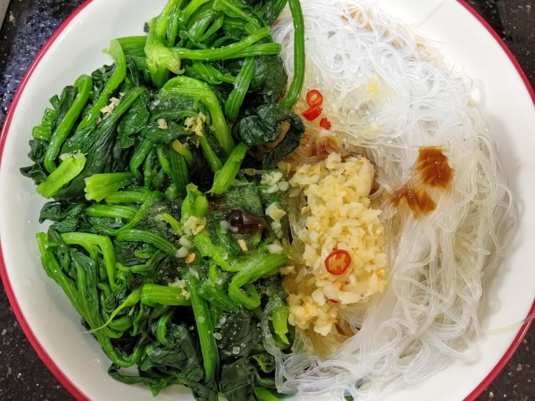 粉丝拌菠菜