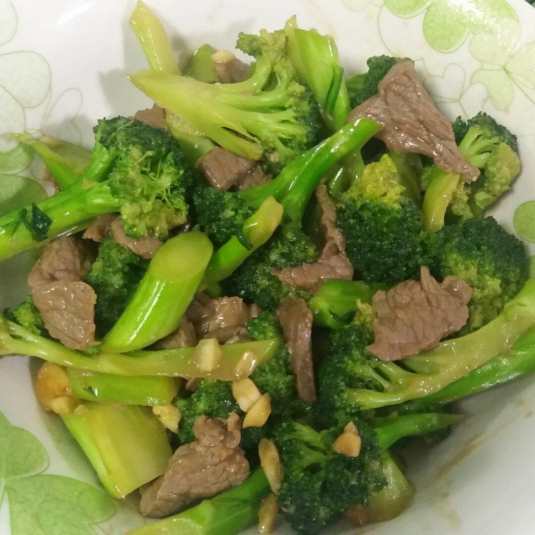 西兰花炒牛肉