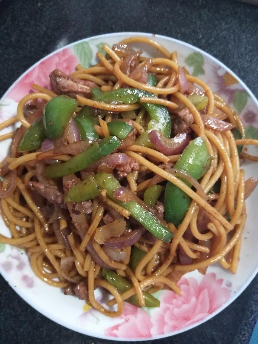 ㊙️秒杀西餐厅｜超美味的黑椒牛柳意面🍝