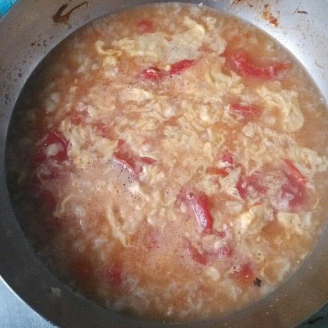 西红柿鸡蛋疙瘩汤
