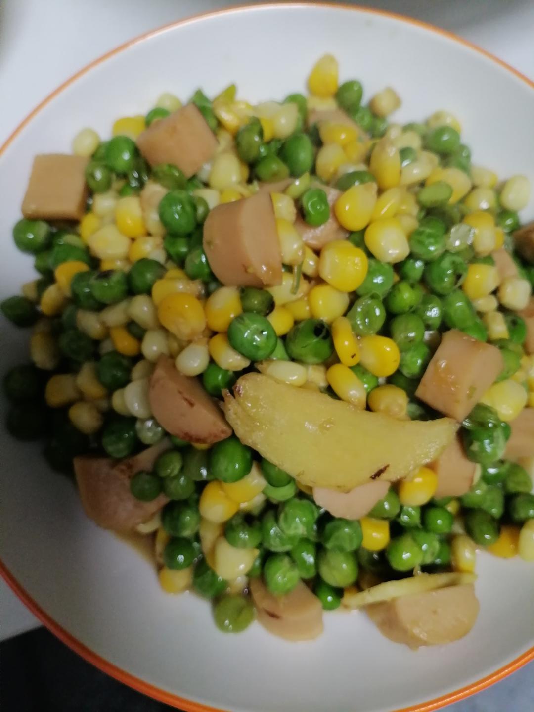 青豆玉米炒火腿肠