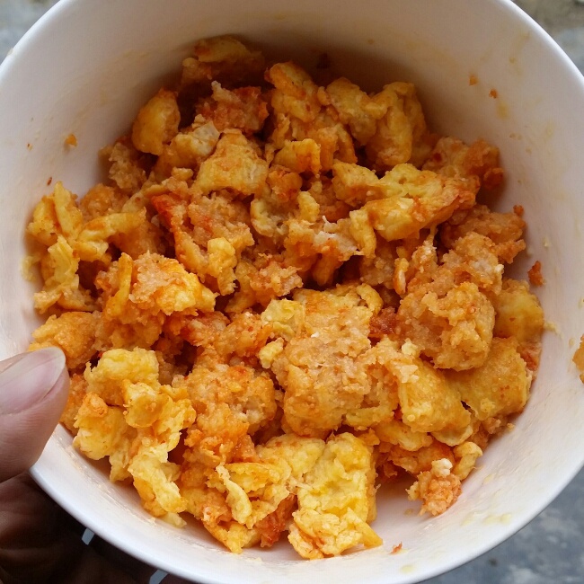 鱼子炒鸡蛋