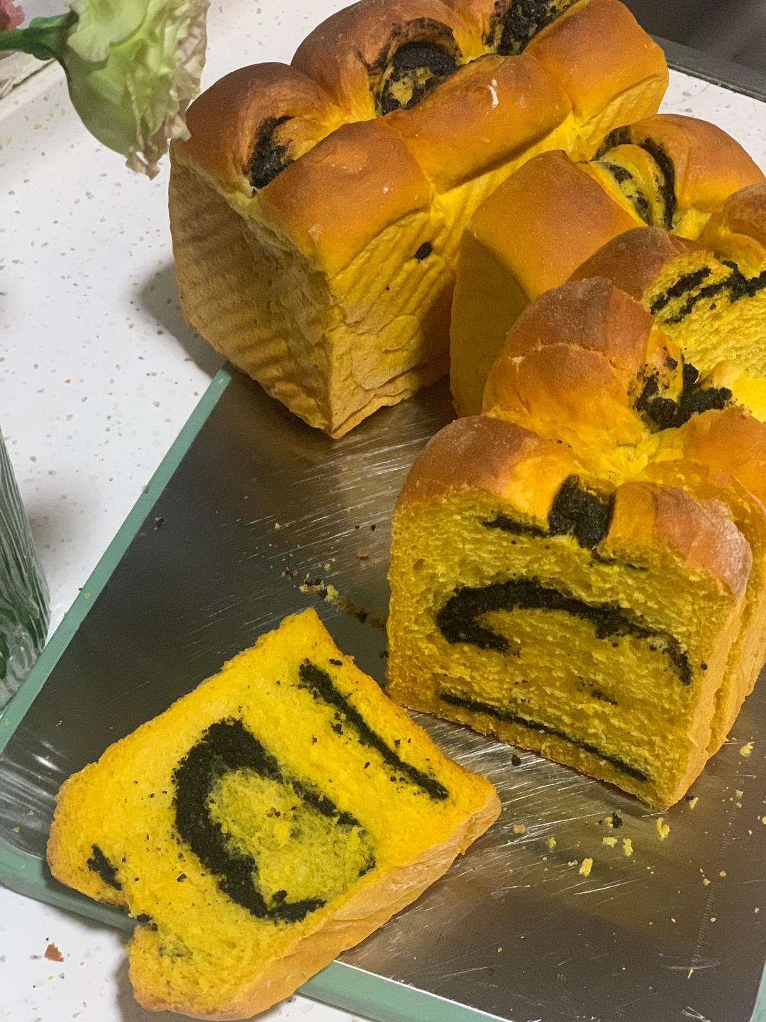 南瓜黑芝麻吐司
