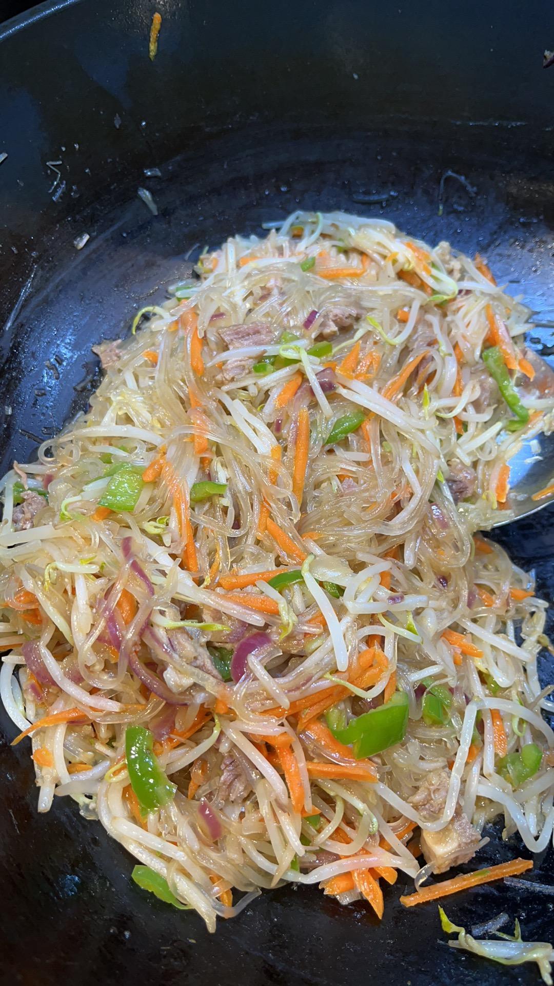 🍜最简单最好吃的家常炒面