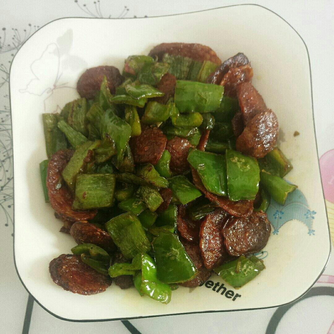 青椒炒香肠
