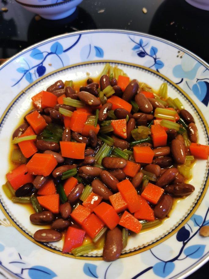 凉拌芹菜胡萝卜花生米