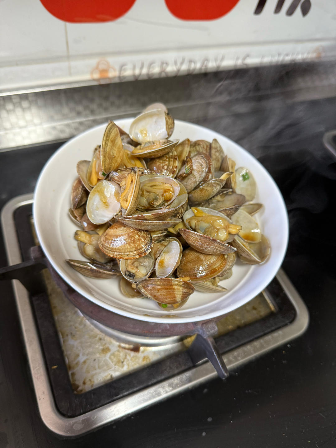 5分钟快手菜❗️秒杀路边摊爆炒花甲～好吃到爆
