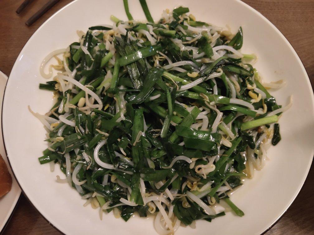 韭菜豆芽炒肉