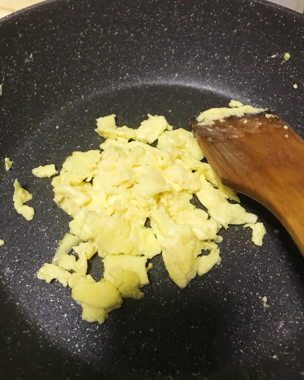 美式炒蛋 scrambled eggs