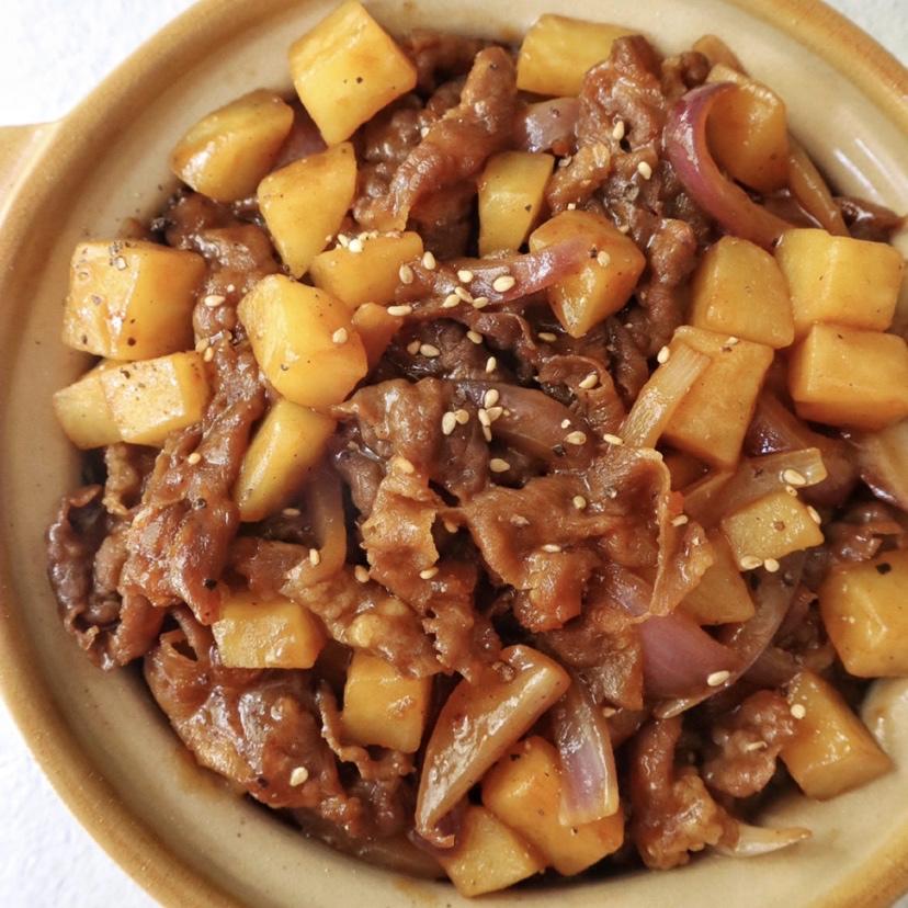 黑椒肥牛土豆盖饭