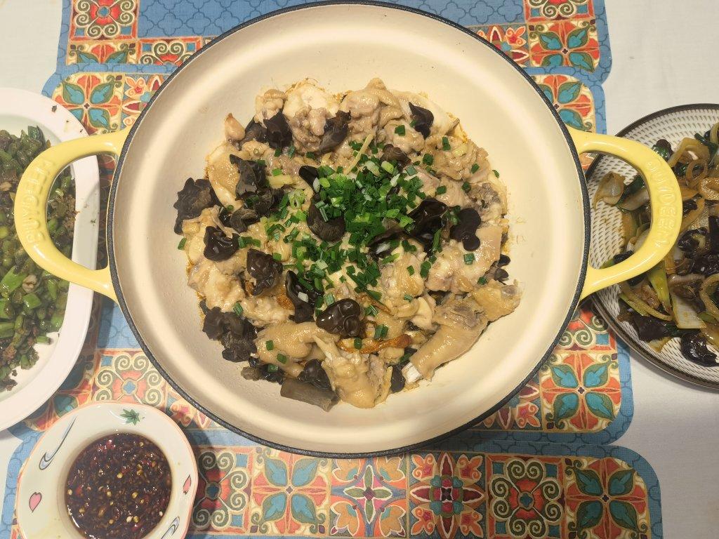 虫草花蒸鸡【6月北鼎珐琅铸铁锅食谱】