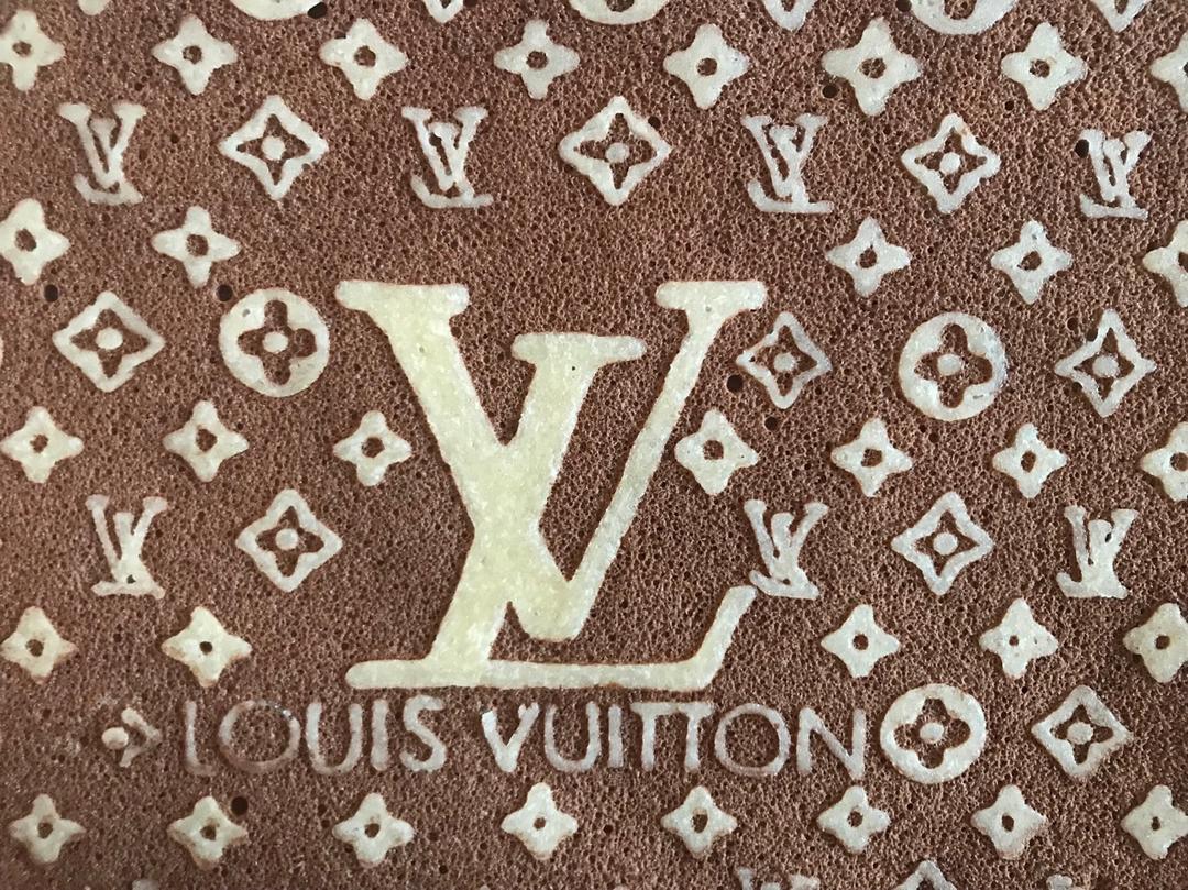 可可波点蛋糕卷