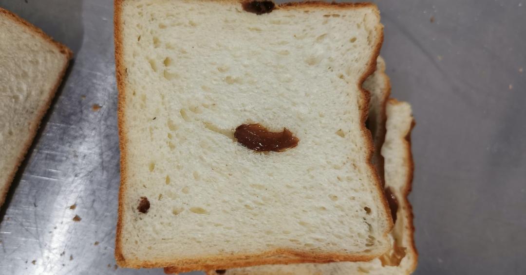鲜奶提子吐司
